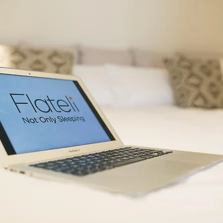 Flateli -plaça Catalunya 3-2 Daire *