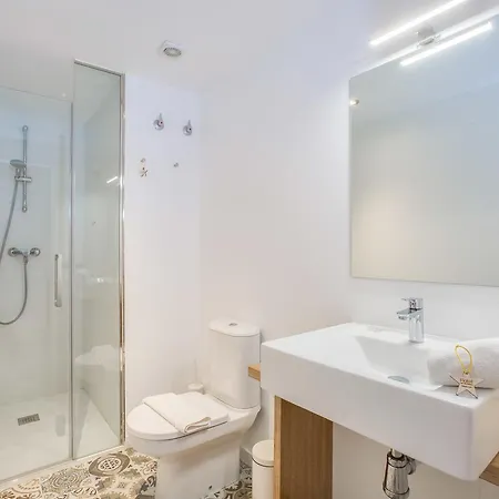 Apartment Flateli -placa Catalunya 3-2 *